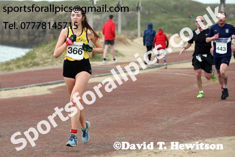 Sand Dancer 10k, South Shields. Photo:  David T. Hewitson/Sports for All Pics